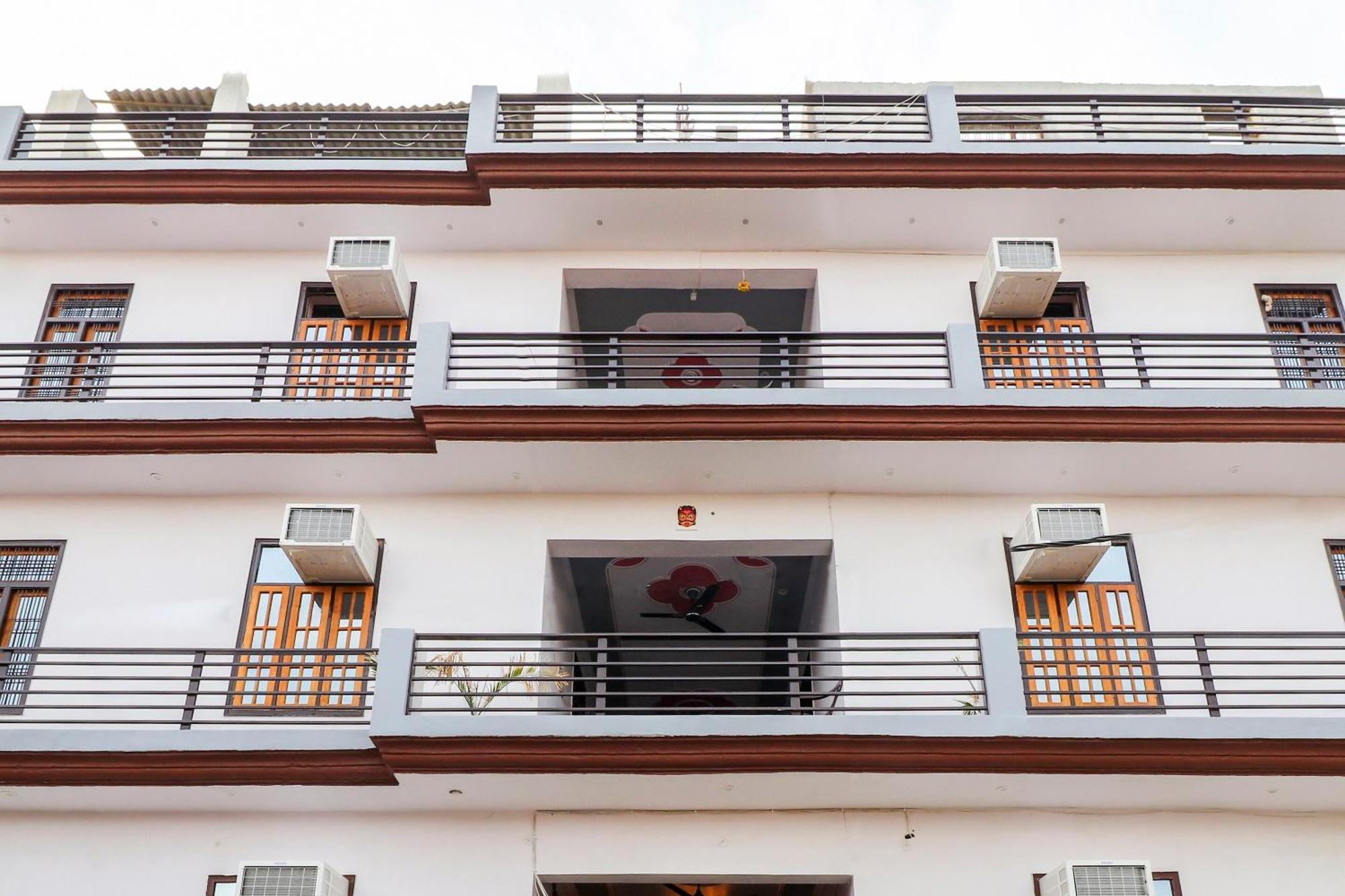 Oyo Hotel Aryan Galaxy Bhauli Eksteriør billede